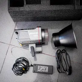 Aputure Amaran 100x / 100 X Bi-Color LED Light. Used. Mulus Sekali