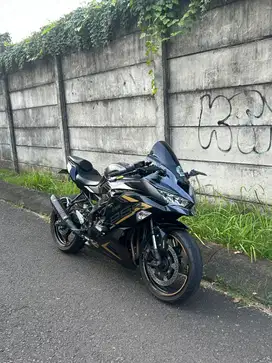 JUAL ZX25R ABU ABU 2021 ABS