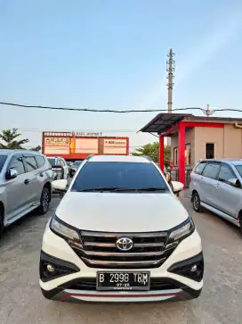 Rush 2021 S TRD matic. Km 92rb