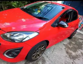 Mazda 2 v 2013 hatcback km rendah