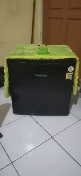 Kulkas mini changhong normal msh ori
