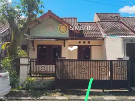 Dijual rumah nyaman asri di Villa Dago Pamulang Tangsel
