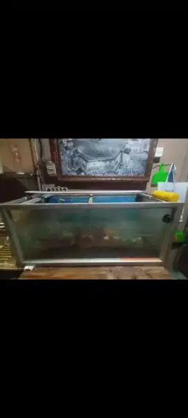 Aquarium ikan model kaca