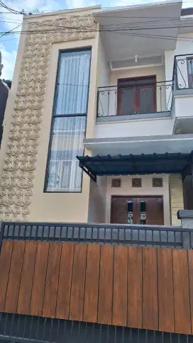 Rumah disewakan/House for rent minimalist elegant