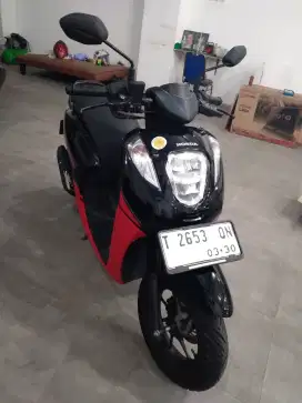 Genio CBS Hitam Merah tahun 2025