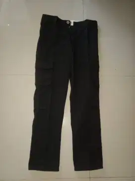 Mau di jual soalnya kekecilan