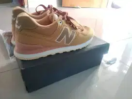 Sepatu new balance
