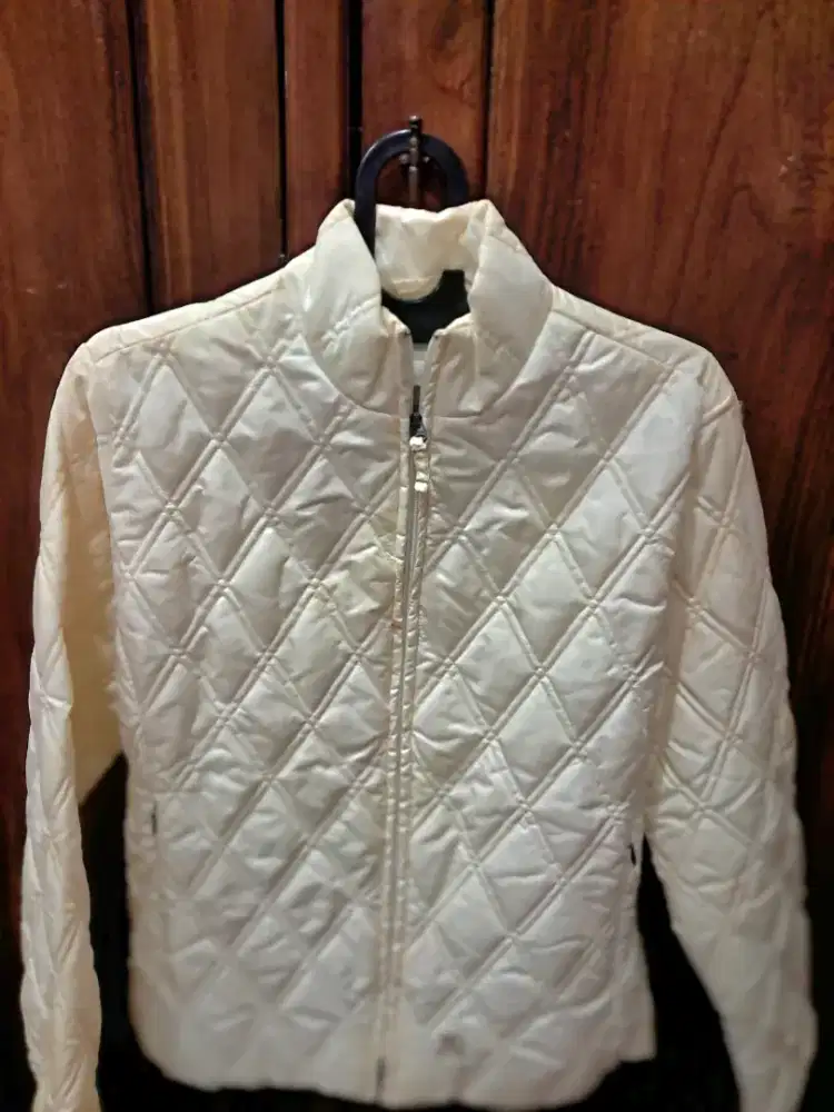 Jacket puffed wanita
