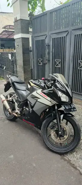 DIJUAL CEPAT CBR 150