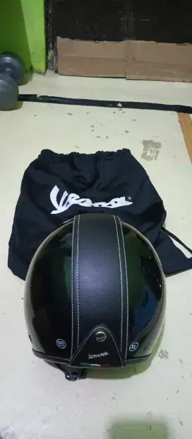 Jual cepat helm vespa original