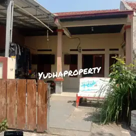 Dijual Rumah Strategis di Komplek BIP Cibening Bungursari