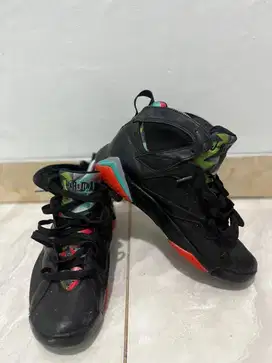 Sepatu Nike Air Jordan Retro Original Second