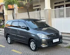 Innova 2.0 G Bensin Manual 2010 cash/kredit