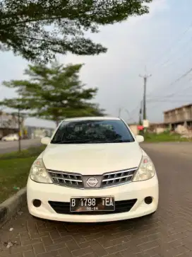 Nissan Latio Tahun 2010