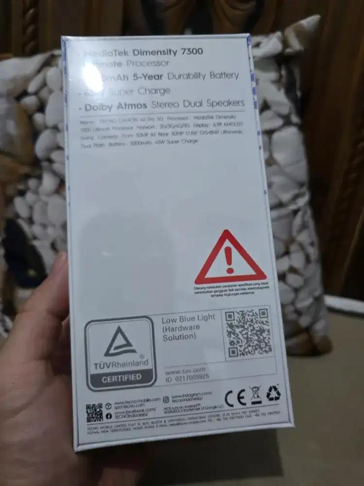 Tecno Camon 40 Pro 5G 8/256 GB Baru Garansi Resmi 13 Bulan