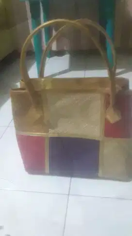 Tas anyaman  erqulifas bgs murah