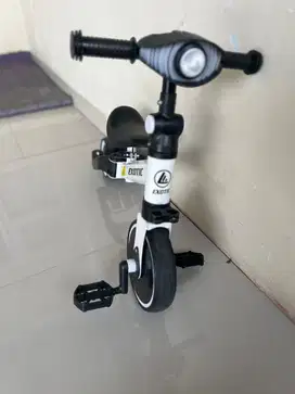 Sepeda anak usia 2 tahun