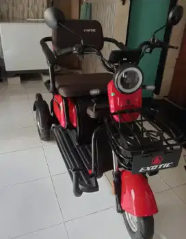 BUTUH DANA. MOTOR LISTRIK EXOTIC SIERA