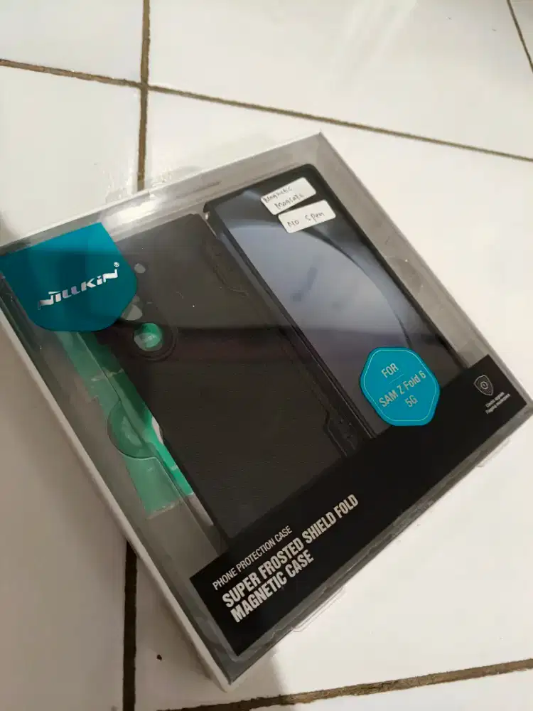 Nilkin Magnetic Case Samsung Z Fold 6