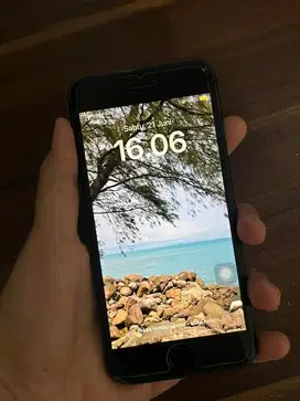 IPHONE 8 64 gb INTER