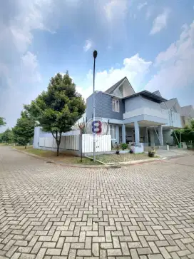 Dijual Rumah Hoek kolam renang Discovery Bintaro Jaya sektor 9