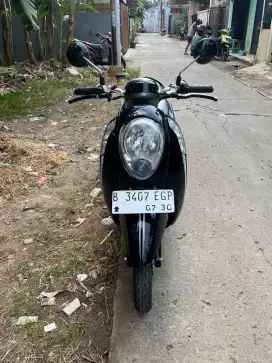 Scoopy tahun 2015 pajak hidup panjang