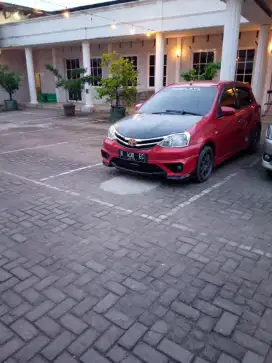 Jual mobil etios valco type tom