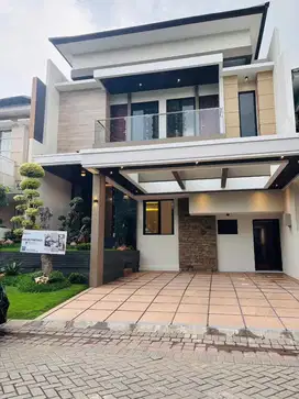 DIJUAL RUMAH CITRALAND EAST EMERALD MANSION MODERN MINIMALIS BARU GRES