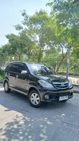 Jual Avanza G Matic tahun 2010 pajak Januari 2026