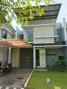 Disewakan rumah royal park Wiguna gunung anyar