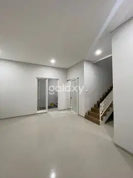 DIJUAL RUMAH BARU DI SUTOREJO