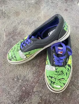 SEPATU VANS X MARVEL