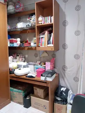 Meja belajar & rak atas 2 susun