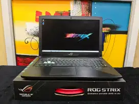 Laptop Gaming Asus ROG Strix Core i7 fullset Mulus