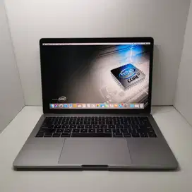 HOT SALE! APPLE MACBOOK PRO RETINA 2017 CTO CORE I7 16/256 SSD DUAL OS