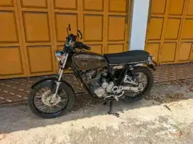 di jual Yamaha Scorpio.tahun2011modif Cb suratnya komplit