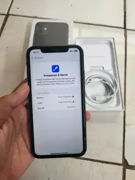 Iphone 11 64GB resmi (slim box) fullset