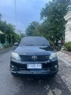 Jual mobil fortuner