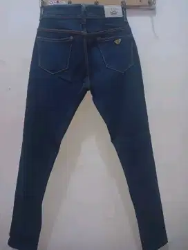Jual celana Levis