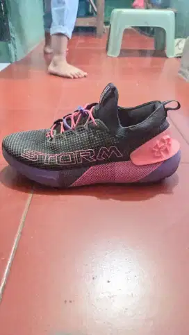 Under Armour HOVR Phantom 3 'Black Purple' (Unisex) Size: EU44 UK9