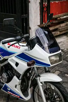 Suzuki RGR 150 Tahun 1991