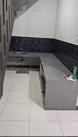 Dijual rumah 1,5 lantai Puri Surya Jaya