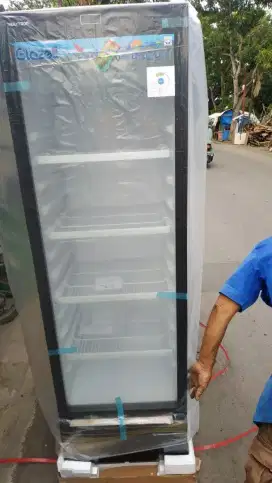 NEW SHOWCASE POLYTRON 5 RAK 280 LITER FULSET