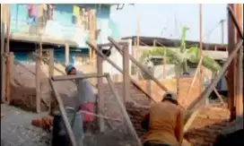 Jasa tukang bangunan rumah dll dan kayu funiture bikin lemari meja dll
