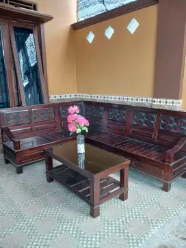 Meja Kursi Sudut Ruang Tamu