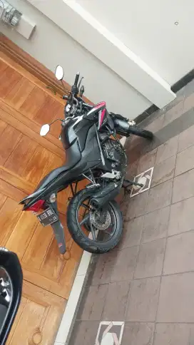 Cb 150 r old 2014