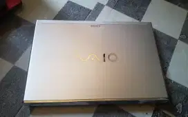 Laptop Sony Vaio SVT14A11L core i3 ram 4GB 900rb aje