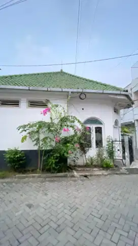Di Jual Rumah Siap Huni Jl.Gembong Kapasan