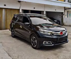 Mobilio S 1.5 MT 2020 hitam modif E istimewa dp 20 jt