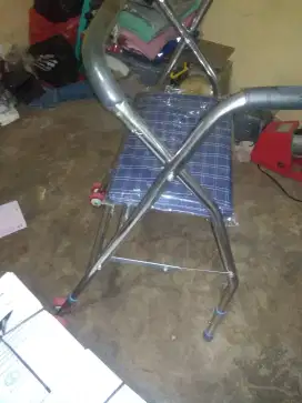 Walker roda baru